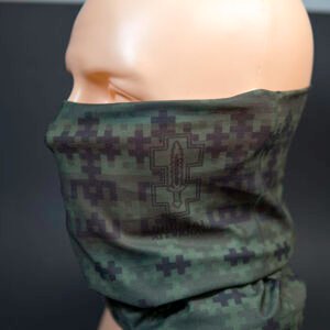 Kaklaskarė "BROLIAI AITVARAI"- Žalia su Lietuvos simboliais Gediminaičių stulpais ir Vyčio kryžiumi