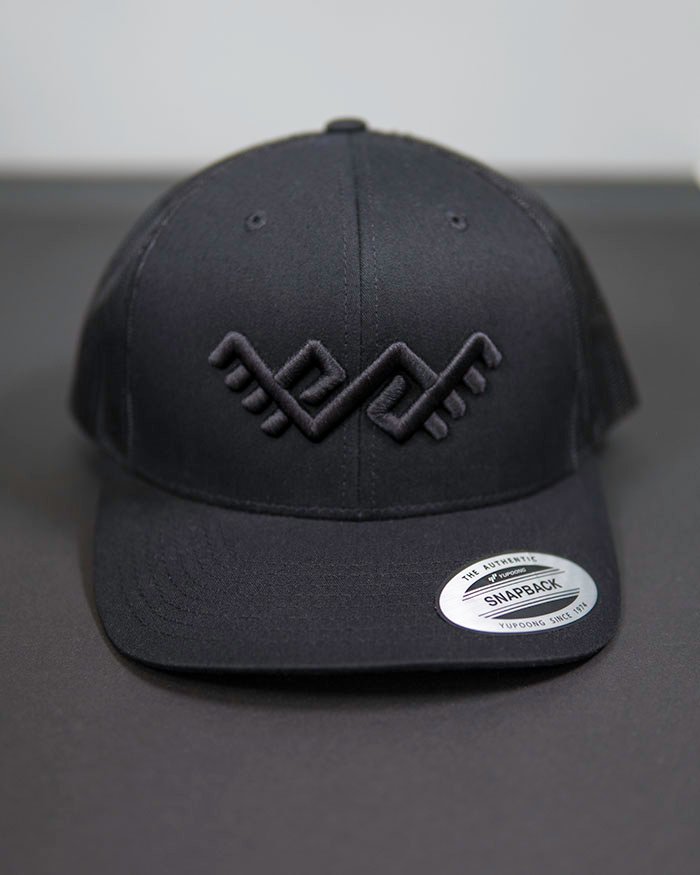 Snapback kepuraitė su tinkleliu "Sparnuotasis žaltys" - Image 5