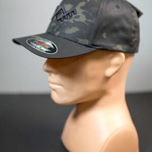 Flexfit® kepuraitė "Sparnuotasis žaltys" - Black Multiicam kepurė su siuvinėtu simboliu priekyje