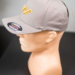 Kepuraitė "Sparnuotasis žaltys" su Vyčiu šviesiai pilka Flexfit kepurė su siuvinėtu simboliu priekyje