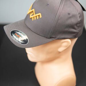 Kepuraitė "Sparnuotasis žaltys" su Vyčiu tamsiai pilka Flexfit kepurė su siuvinėtu simboliu priekyje